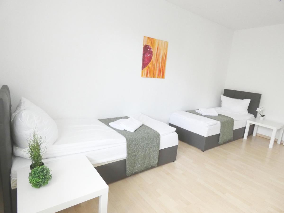 Sunnyhome Monteurwohnungen Und Apartments In Weiden Weiden in der Oberpfalz Exterior photo