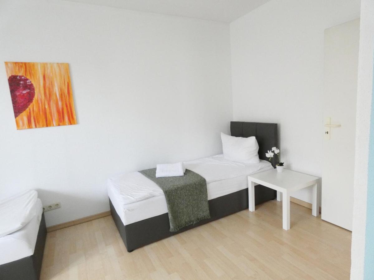 Sunnyhome Monteurwohnungen Und Apartments In Weiden Weiden in der Oberpfalz Exterior photo
